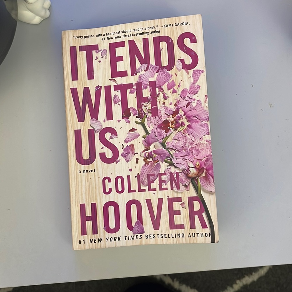 “It Ends With Us” by Colleen Hoover Good Condition